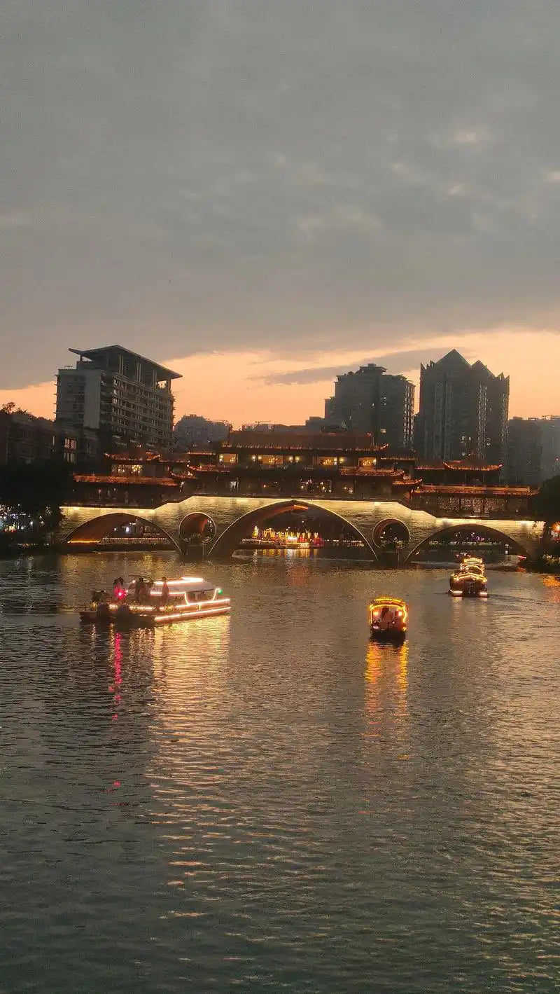 16 Days Private Tour of Beijing - Xi'an - Guilin - Yangshuo - Guilin - Chengdu - Chongqing - Yangtze River Cruise - Yichang - Shanghai