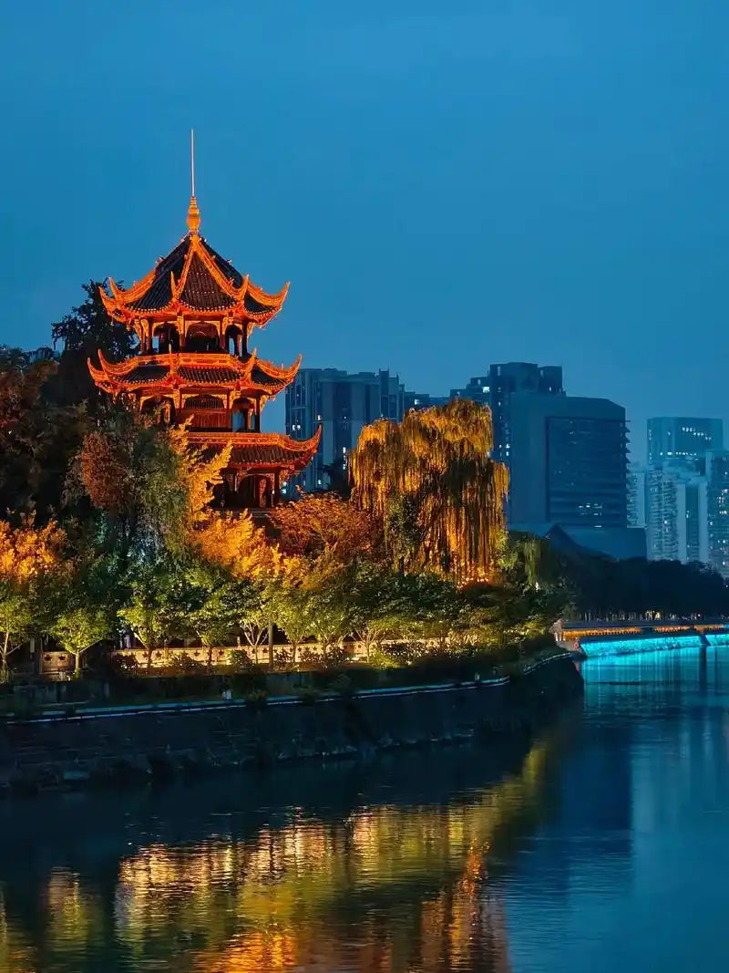 16 Days Private Tour of Beijing - Xi'an - Guilin - Yangshuo - Guilin - Chengdu - Chongqing - Yangtze River Cruise - Yichang - Shanghai